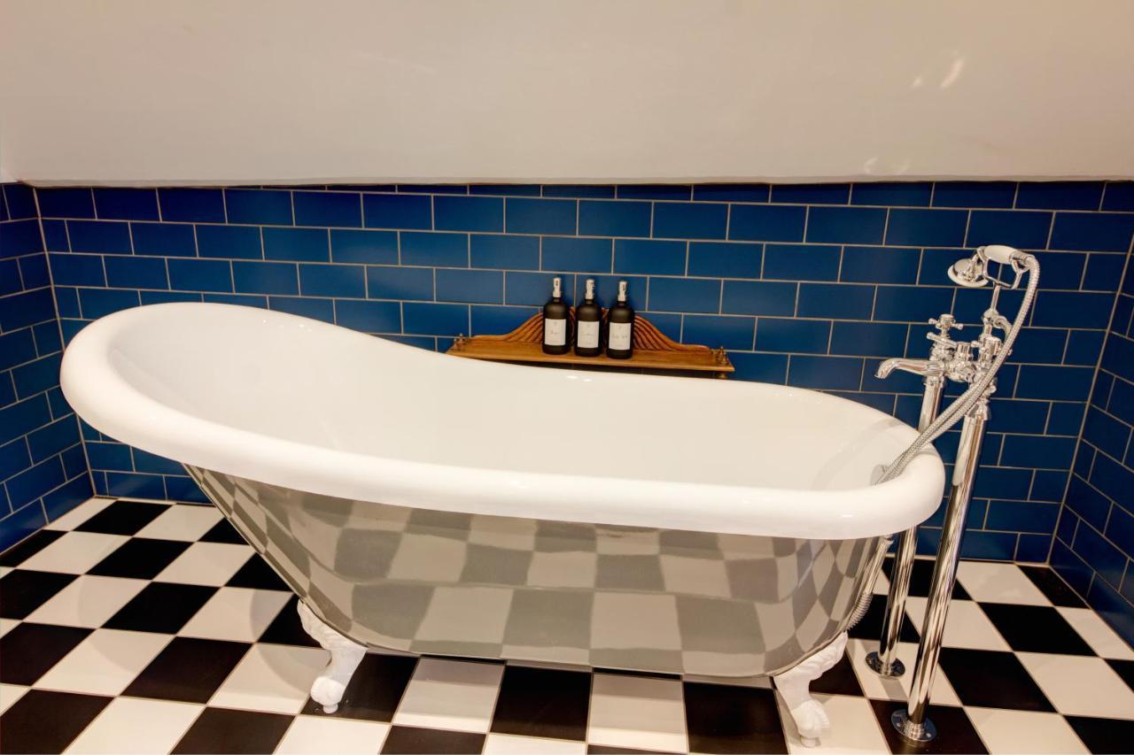 Green Parrot House Bed and Breakfast Devizes Esterno foto