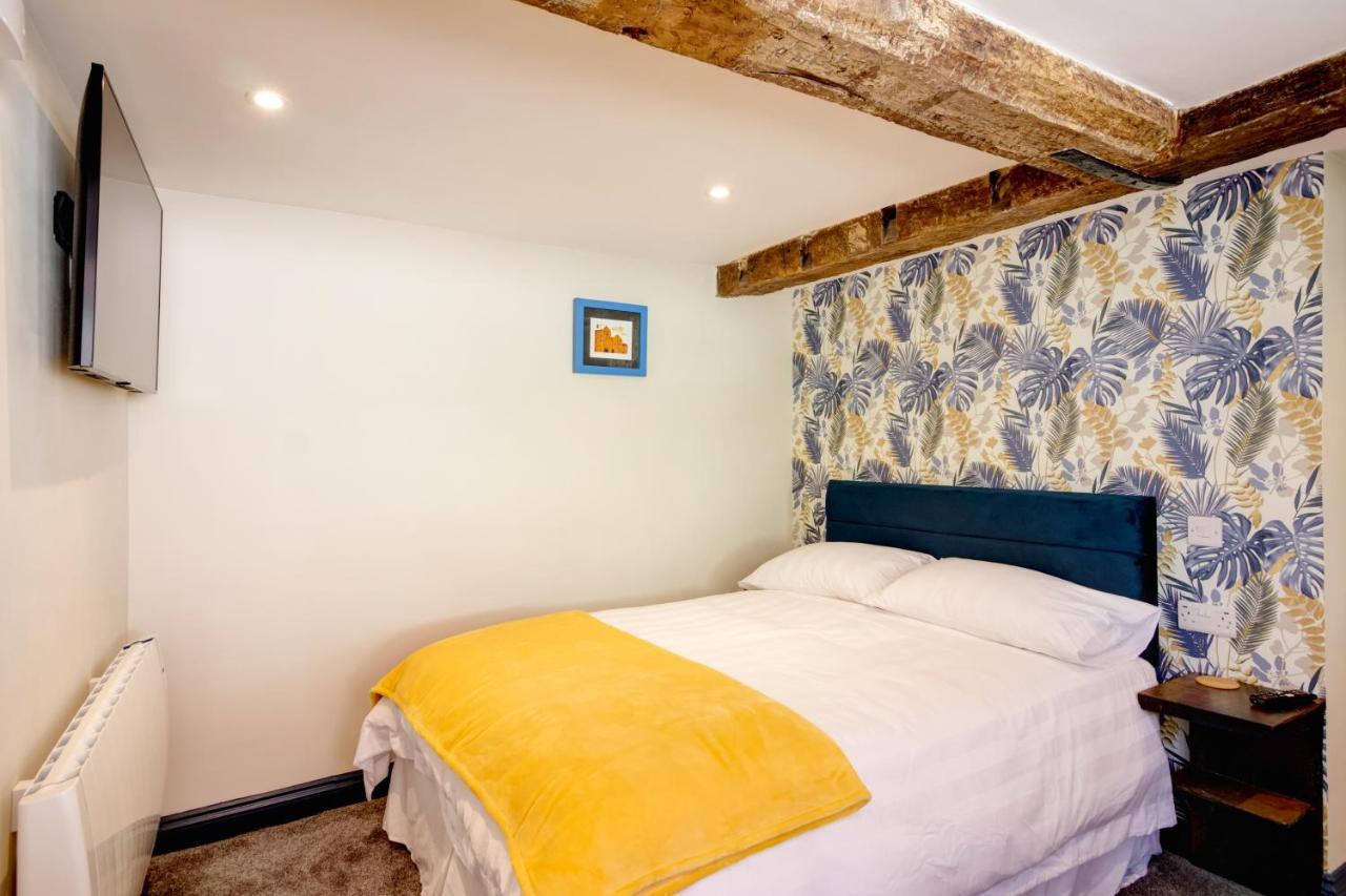 Green Parrot House Bed and Breakfast Devizes Esterno foto